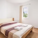 Vall Appartement *