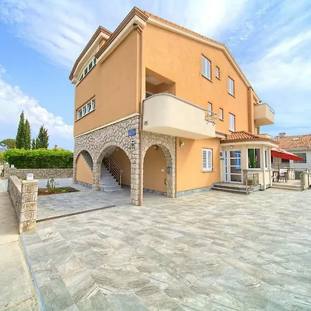 Vall Apartman
