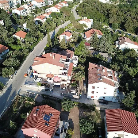 Vall Apartman